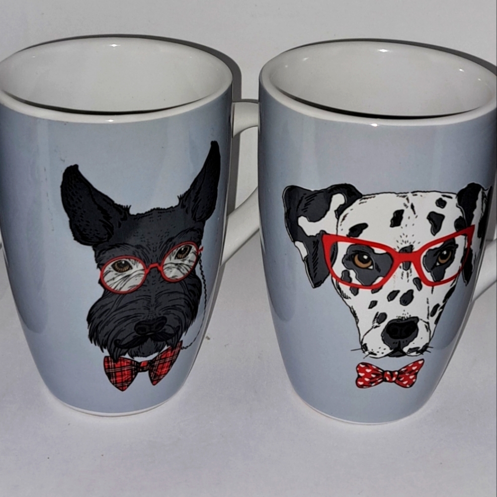 Coffee cups or tea cups